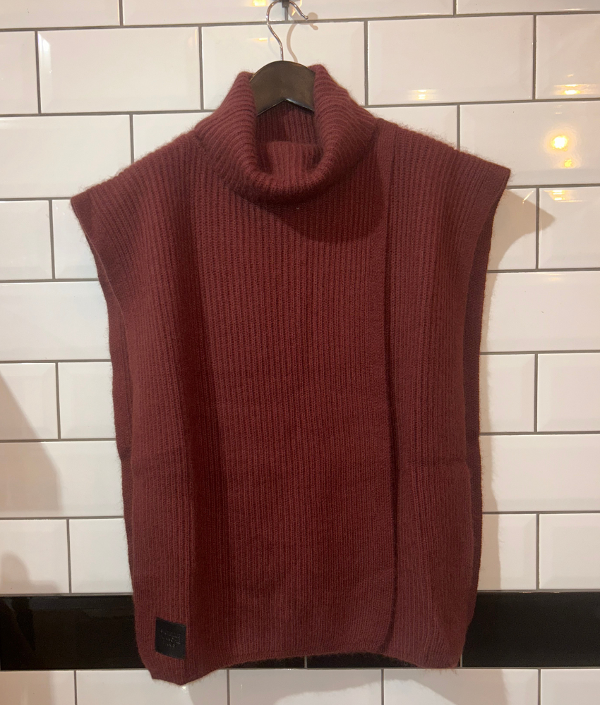 Isabelle Blanche Turtleneck Knitted Vest