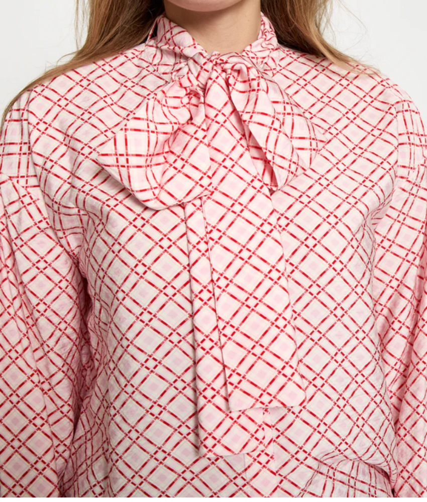 Minus MSSelvine Shirt
