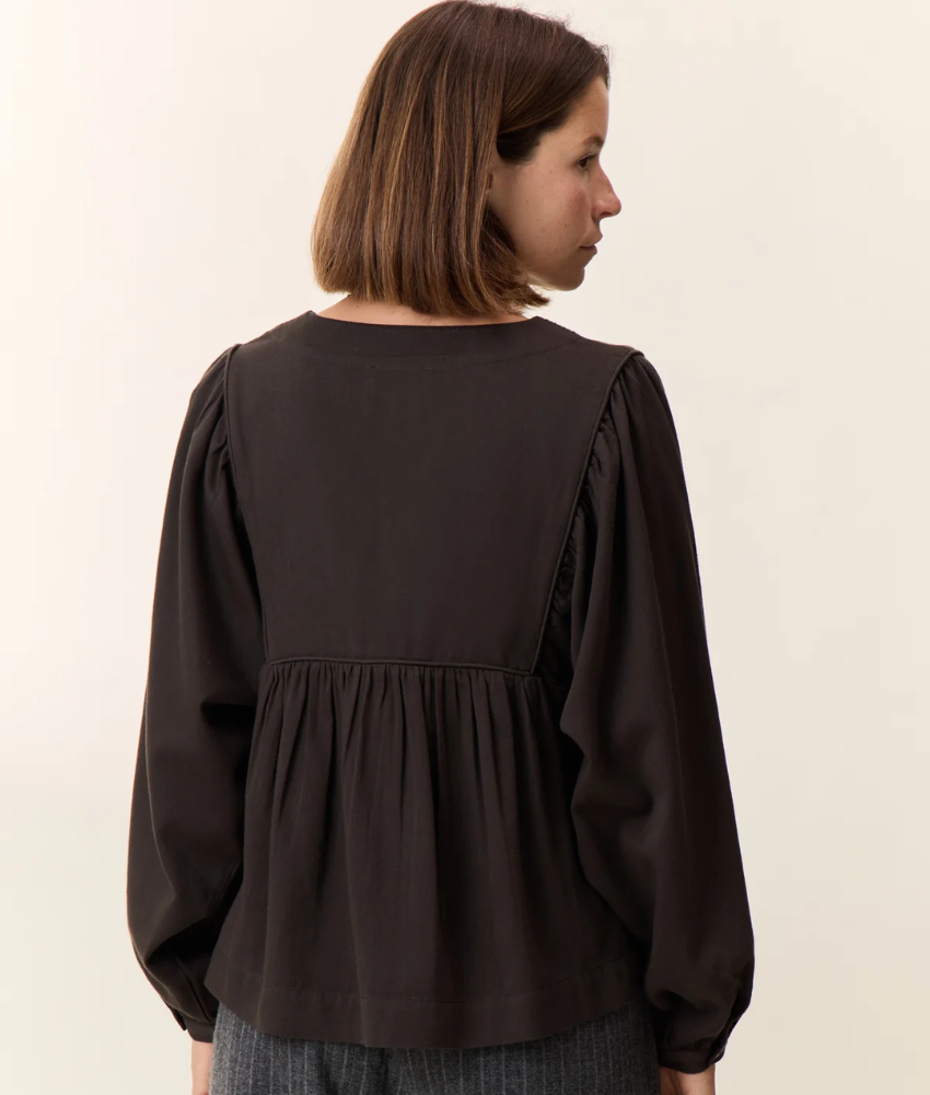 Leon & Harper Corry Top