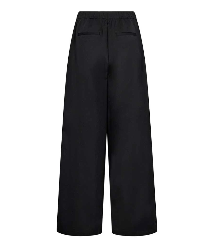 Haute L'Amitie Tech Tailor Pant