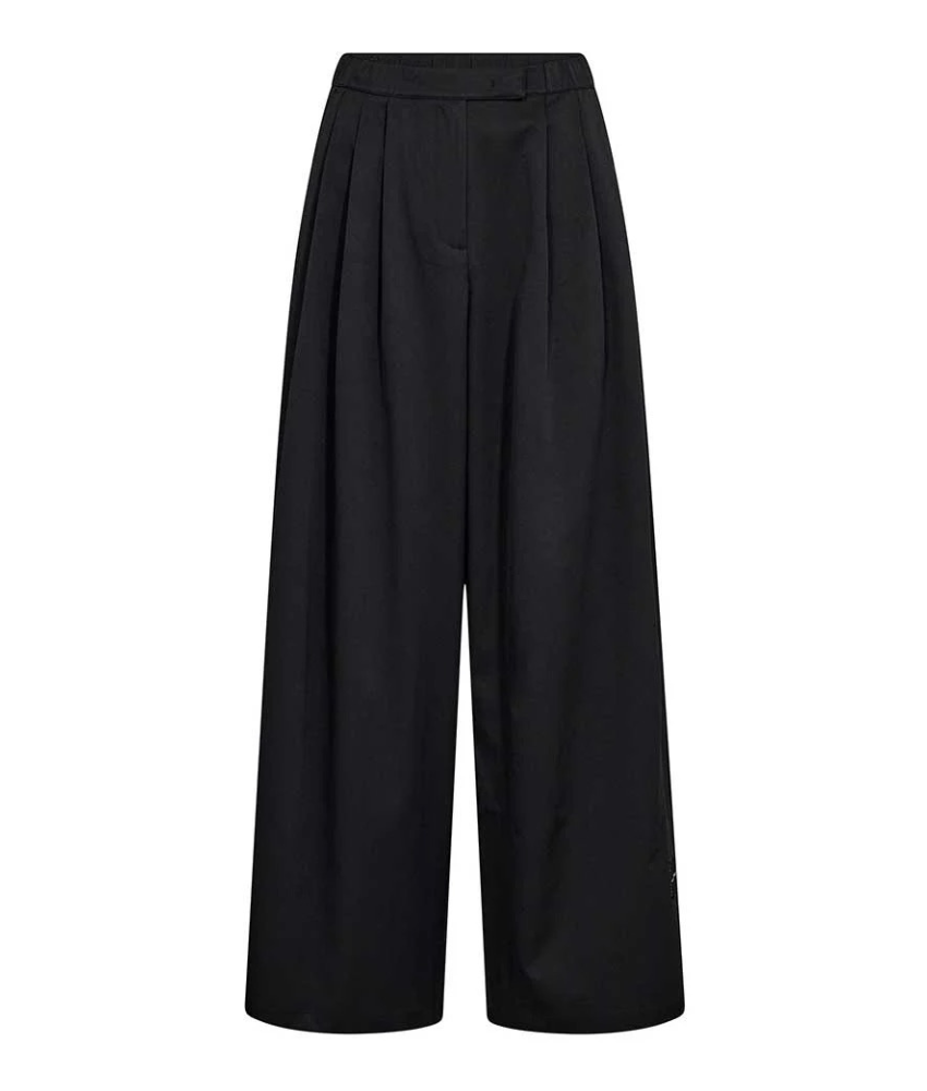 Haute L'Amitie Tech Tailor Pant