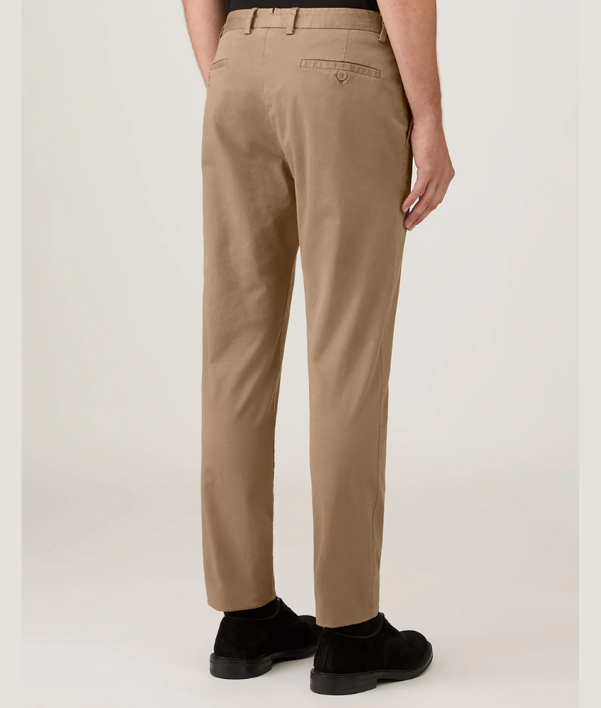Sunspel Slim Fit Chino